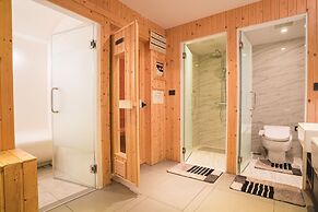 VOQUE Hotel & Serviced Residence Sukhumvit 51