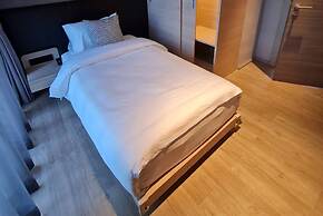 VOQUE Hotel & Serviced Residence Sukhumvit 51