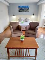 Star Regency by Plush