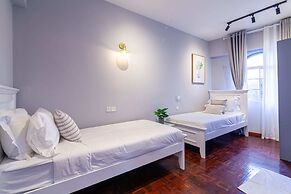 Star Regency by Plush