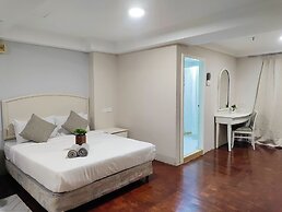 Star Regency by Plush
