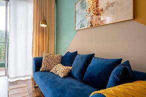Star Regency by Plush