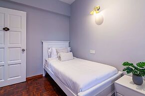 Star Regency by Plush