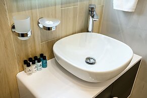 Hilltop North Avenue by Stellar Hotels