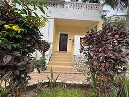 Charming and Remarkable15-bed Villa in Diani Beach