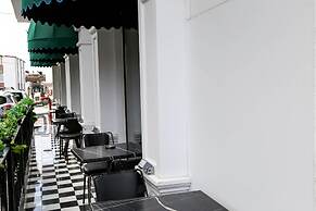 Axu Airport Hotel