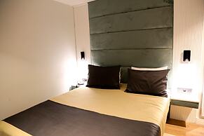 Axu Airport Hotel