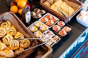 B&B HOTEL Geneva Airport