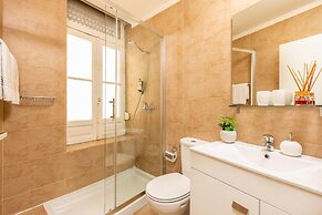 Capela 2 in Oporto With 1 Bathrooms