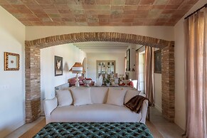 CAN CASI HOUSE