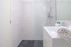 Tower 1F in Oporto With 1 Bathrooms