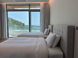 The Heaven Resort