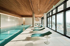 The Heaven Resort