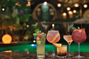 Saranda Boutique Hotel