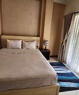 Rizh Hotel