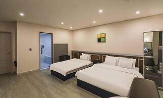 Grace Hotel