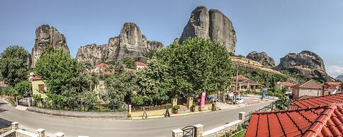 Meteora Heaven and Earth Kastraki