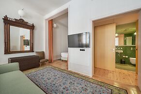 Cais Urban Lodge