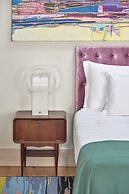 Cais Urban Lodge