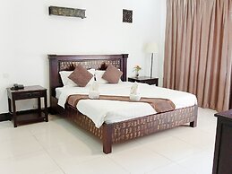 Tan Sokchea Boutique