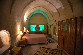 Pietra Cave Suites