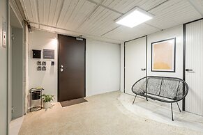 Ermoo Athens Modern Living