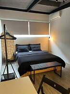 Ermoo Athens Modern Living