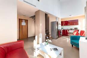Adarve Flats
