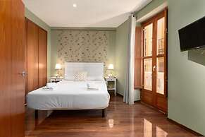 Adarve Flats