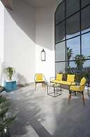 Maia Hotel Suites