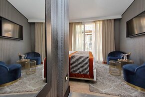 HELMIRAGE PIAZZA DI SPAGNA SUITE