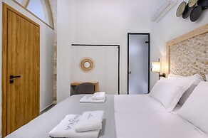 Marea Boutique Suites
