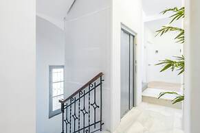 Apartamentos Luna Suites Palacio Dorita