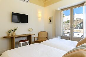 Camarades Mykonos