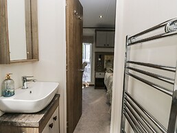 Lilac Lodge