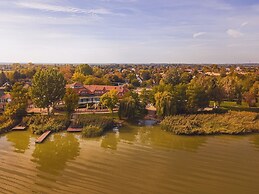 Mártoni Resort & Restaurant