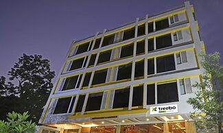 Treebo Royal Cm - City Center