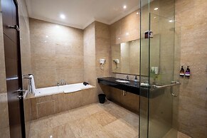 The Green Peak, ARTOTEL Curated