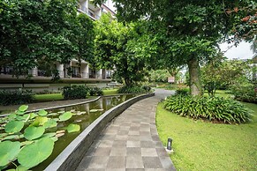 The Green Peak, ARTOTEL Curated