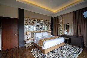 The Green Peak, ARTOTEL Curated
