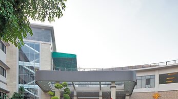 The Green Peak, ARTOTEL Curated