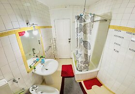 FORTUNE GUESTHOUSE