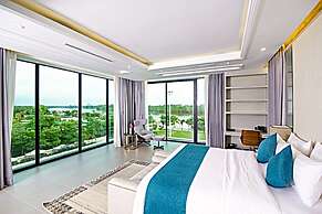 CASTLE BAYVIEW RESORT & SPA