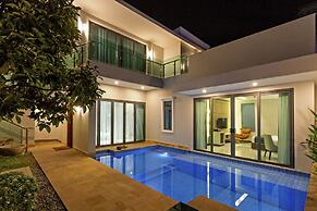 CASTLE BAYVIEW RESORT & SPA