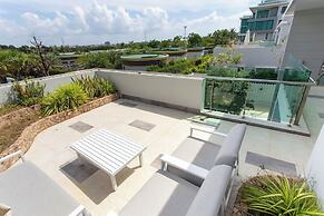 CASTLE BAYVIEW RESORT & SPA