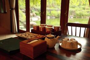 Amaya Retreat