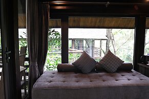 Amaya Retreat