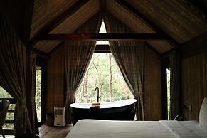 Amaya Retreat