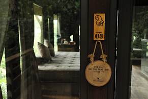 Amaya Retreat