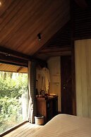 Amaya Retreat